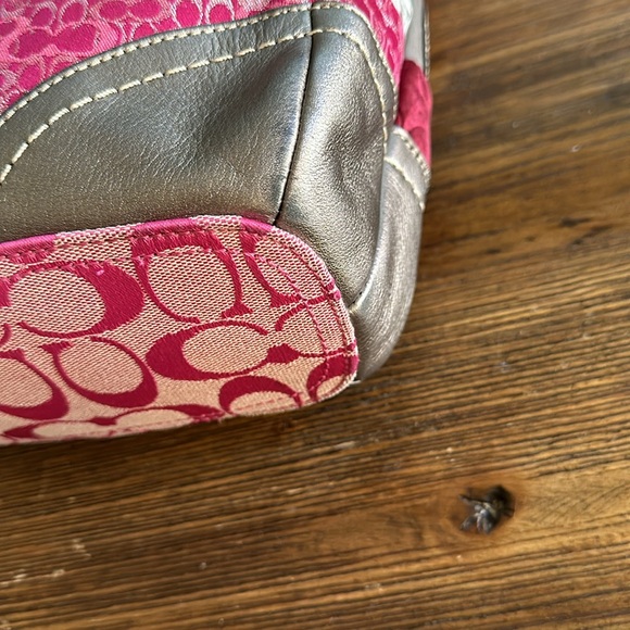 Coach purse, H0893-F12865, Patchwork holiday edition, excellent used condition - Picture 12 of 16